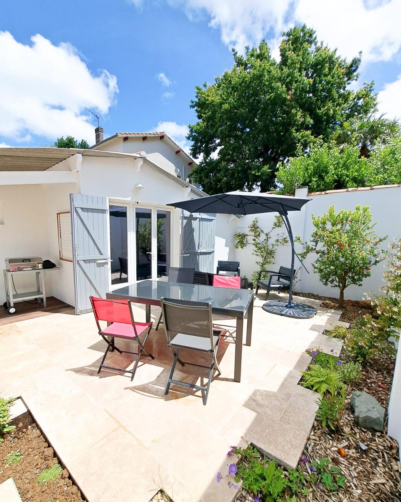 Mariella - Maison Familiale, Wifi, 500M De La Plage Royan Esterno foto
